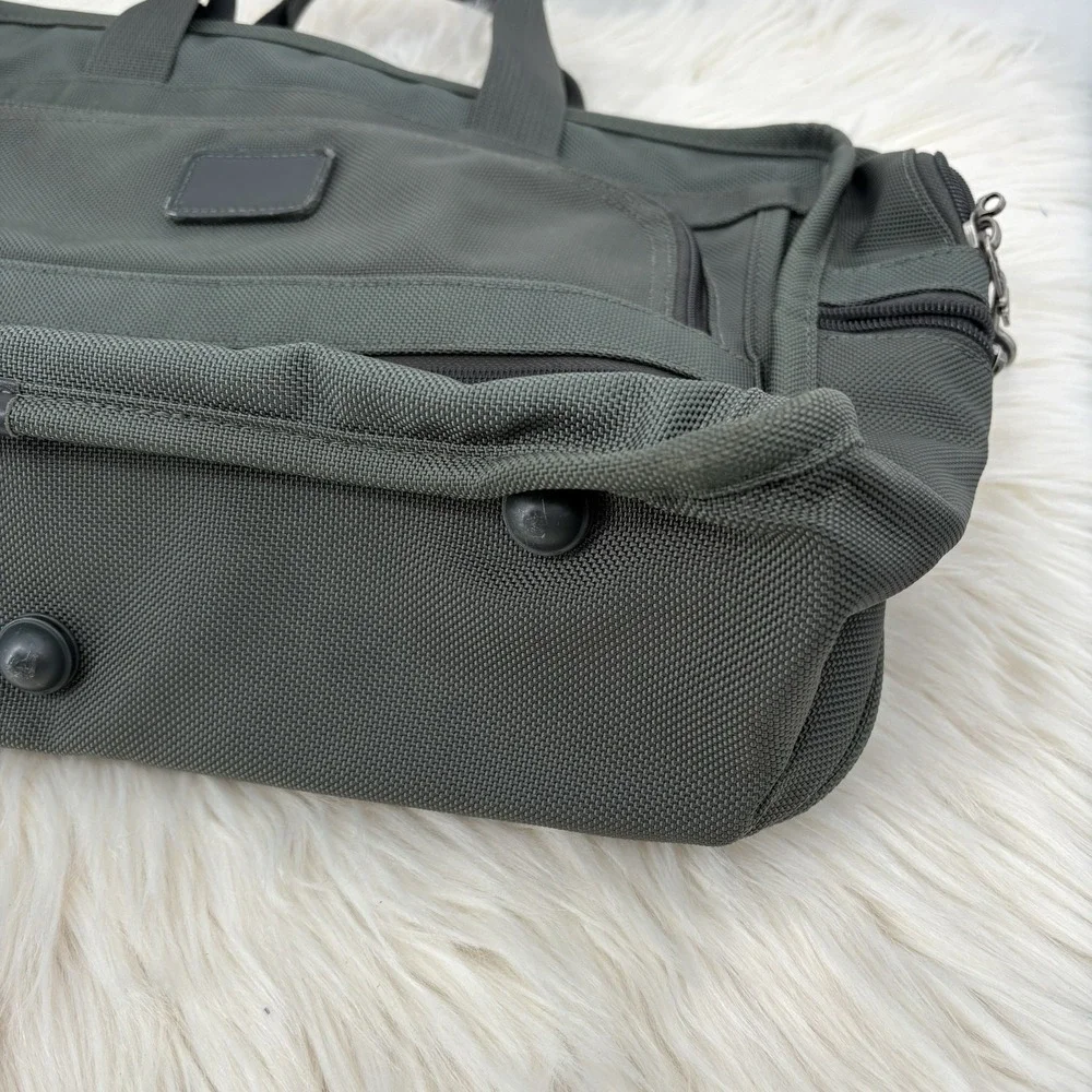 Tumi 225M3 carry on laptop briefcase bag Deep Forrest Green **no Shoulder Strap‎